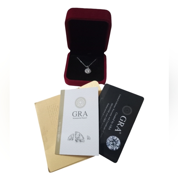 CERTIFIED 1 C.T. D.T.W. DIAMOND SUNFLOWER NECKLACE NEW - Picture 5 of 8